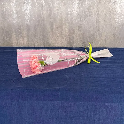 カーネーション1本ラッピング