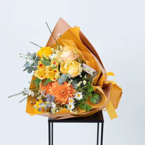 季節のお任せ ビタミンカラー花束