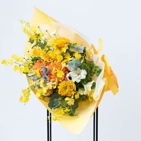 ビタミンカラー 季節のお任せ花束