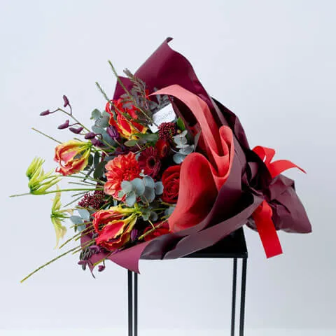 クラシック 季節のお任せ花束