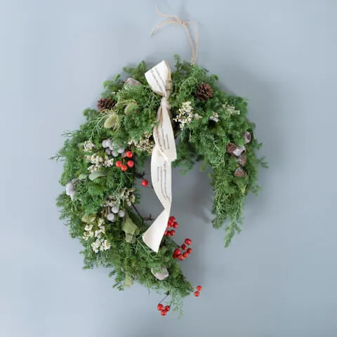 花屋の手作り クリスマスリース1
