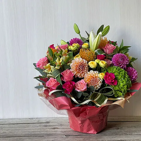 季節のお花アレンジメント