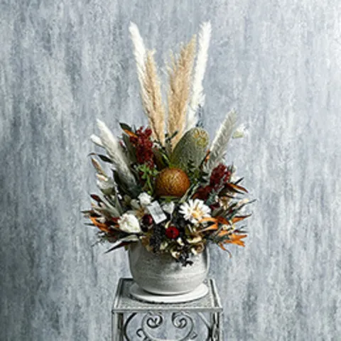 ドライフラワーアレンジ