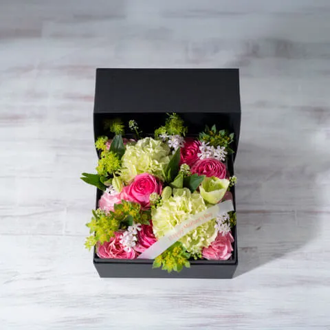 季節の花でBOXフラワー
