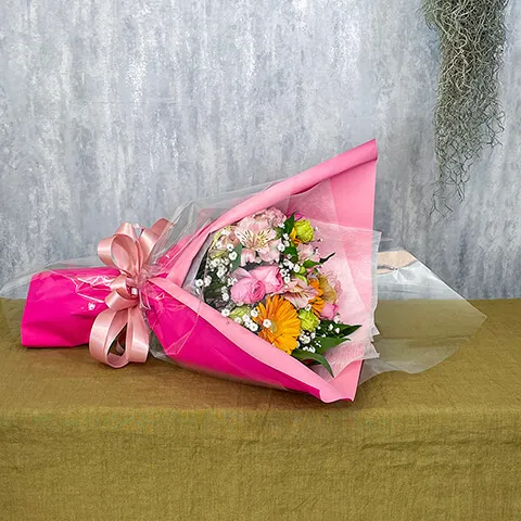 パステルカラー 季節の花束