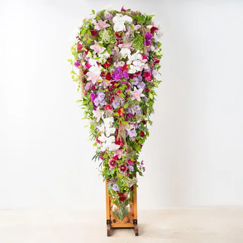 豪華ティアドロップスタンド花