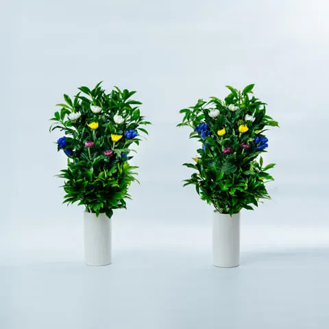 【墓用】樒と季節のお花で墓花1対（左右に1つずつ）