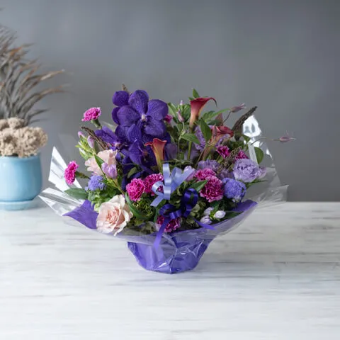 紫系 季節のお任せ アレンジメント