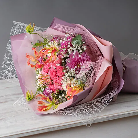 ”ラベンダードリーム” ピンクバラ12本入り｜プリンセスドレスブーケ