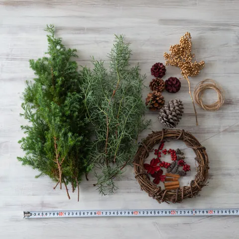 お家で作る「クリスマスリース 制作キット スタンダード」