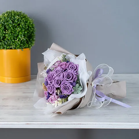 紫バラ12本のプリザーブドフラワーと小花のブーケ