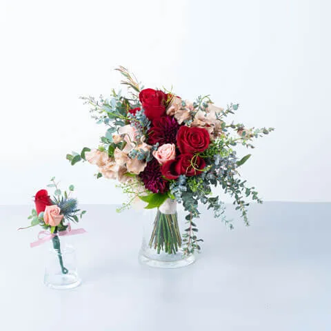 赤系のウエディングブーケ