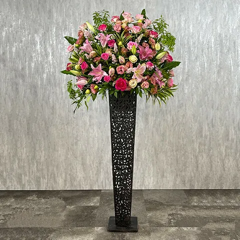 季節の花のスタンド花　1段メッシュ脚