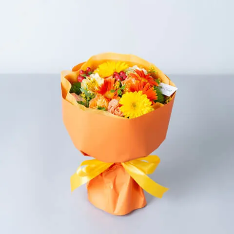 季節のお任せ 黄色オレンジ系 スタンディングブーケ