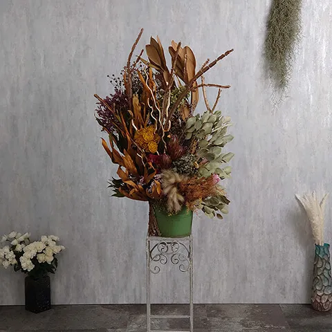豪華ドライフラワーアレンジメント
