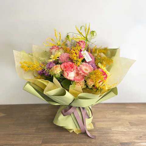 季節のお任せ スタンディングブーケ