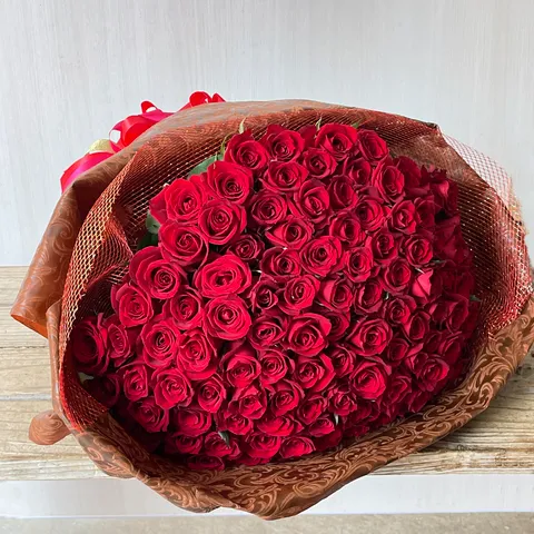 赤バラ108本の花束