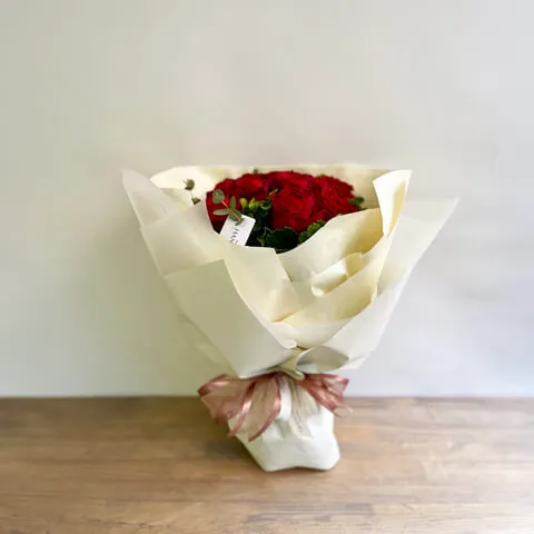 赤バラ12本の花束