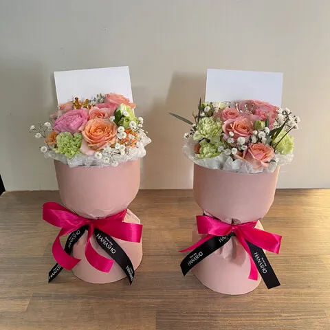 季節のお任せ ミニ スタンディングブーケ