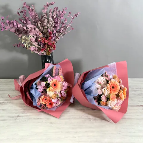 季節のお任せ くすみカラー花束