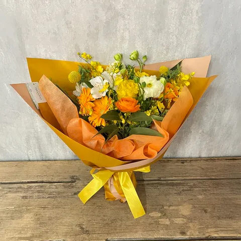 季節のお任せ ビタミンカラー花束画像