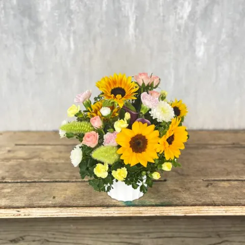 季節のお花アレンジメント画像