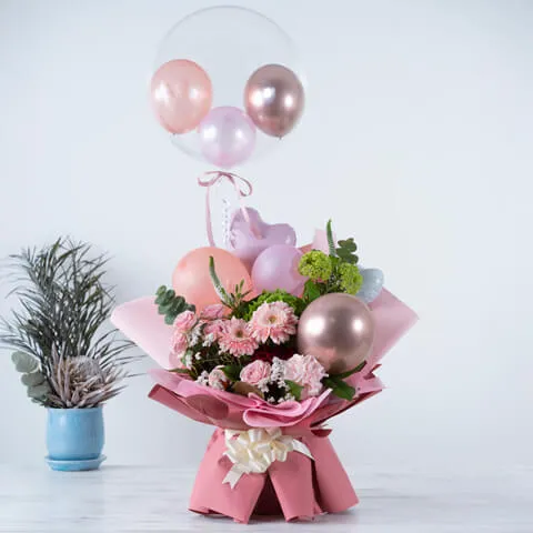  浮かぶバルーン入り ピンク系 アレンジメント