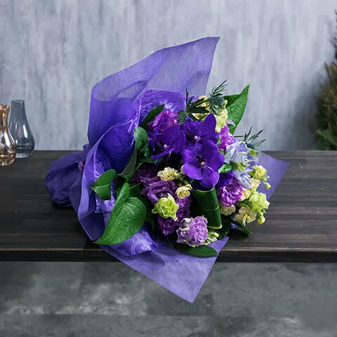紫ブルー系の花束