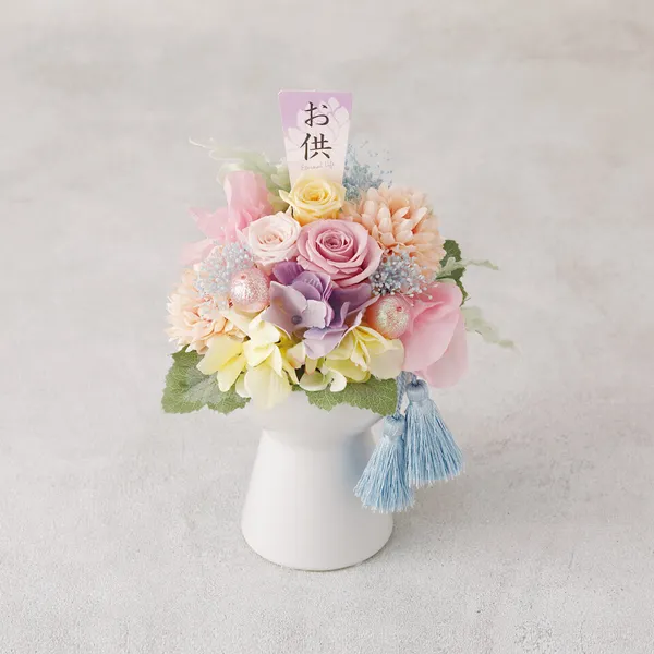 お供え用薄ピンク系プリザーブドフラワー