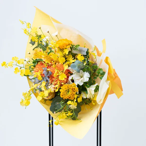 ビタミンカラー 季節のお任せ花束