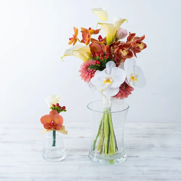 白カラーとくすみオレンジのブーケ｜広島花屋オンラインショップ花将