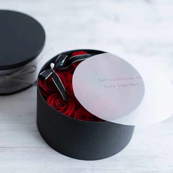 赤バラ12輪プリザーブドフラワー丸形BOXリングピロー付き
