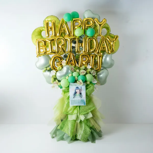 【推し活バルーンスタンド】グリーン系 ドレスラッピング 誕生日などに