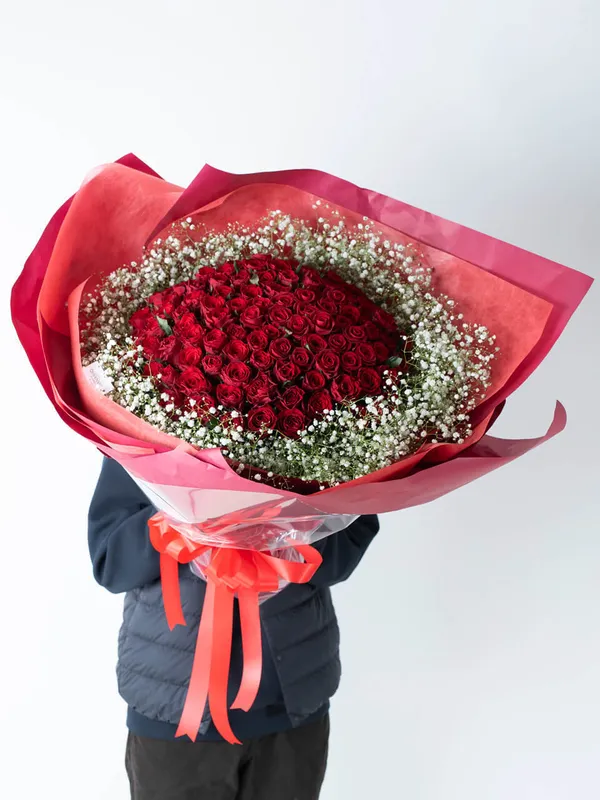 赤バラ108本の花束（かすみ草入り）｜広島花屋オンラインショップ花将