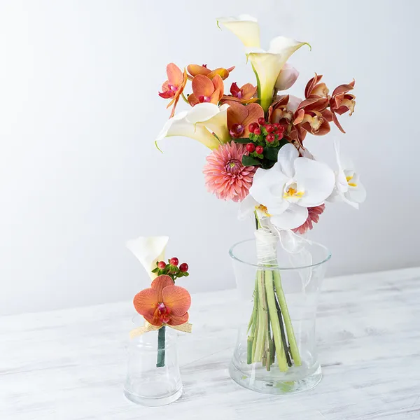 白カラーとくすみオレンジのブーケ｜広島花屋オンラインショップ花将