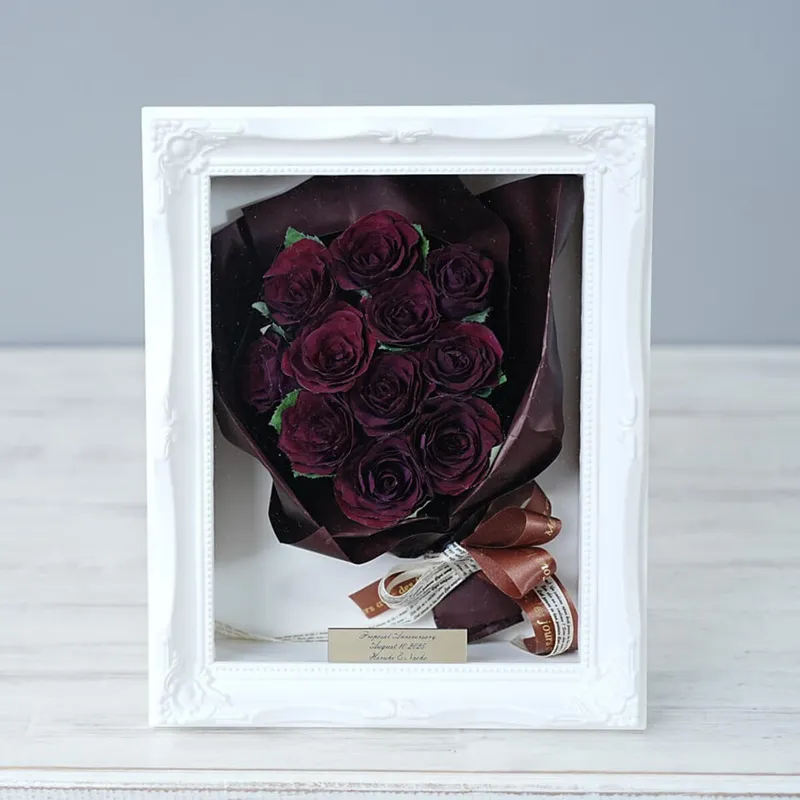 フレーム額【花束タイプ】【バラ等】【12本目安】【立体保存加工】 - 立体加工 - プロポーズ | アフターブーケ加工事例 - 写真1