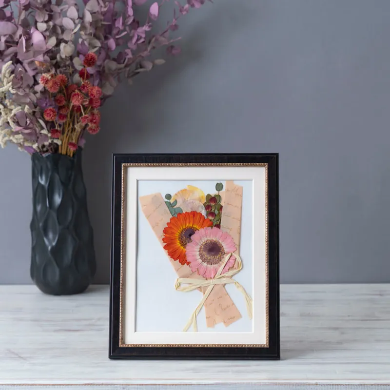 【26額サイズ】【複数品種】【押し花】【ウェディングブーケ3〜4割お入れ可能】② - 押し花 - 記念 | アフターブーケ加工事例 - 写真1