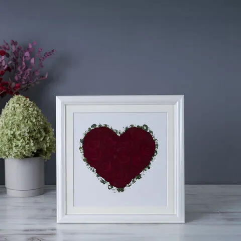 【36額スクエアサイズ】バラ12本などハート型、丸型の押し花 - 押し花 - プロポーズ | アフターブーケ加工事例 - 写真1