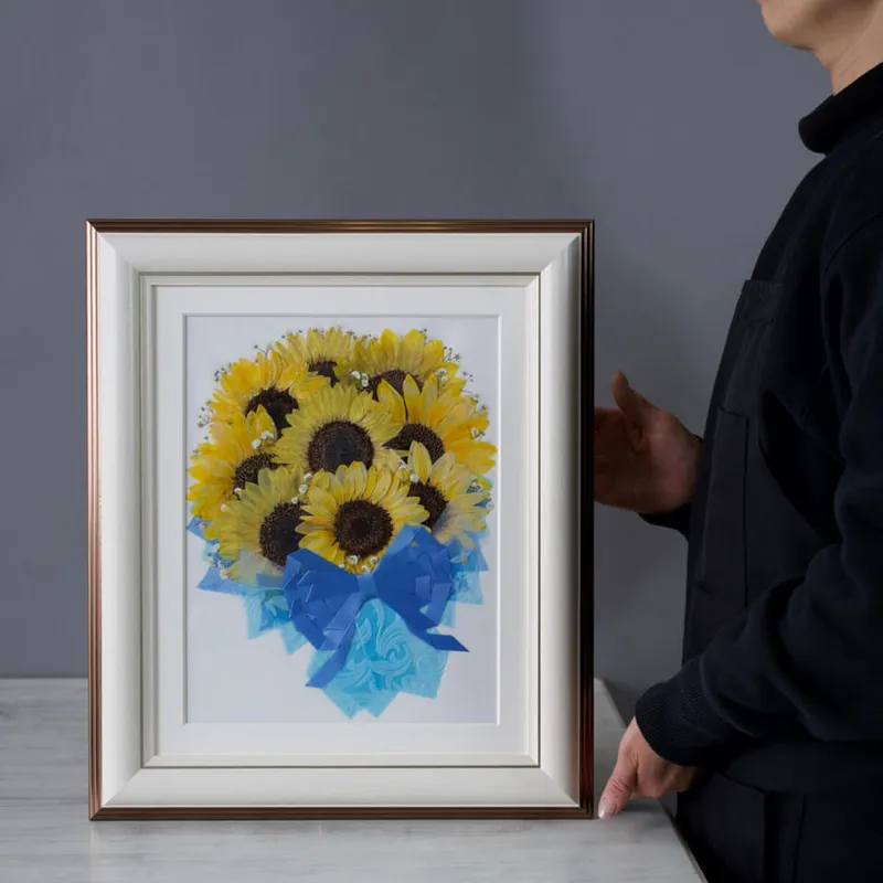 【36額サイズ】バラ13〜25本などの押し花 - 押し花 - プロポーズ | アフターブーケ加工事例 - 写真3