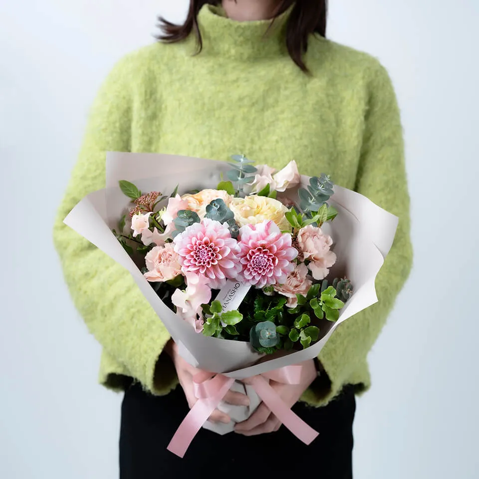 季節のお任せ くすみカラー花束｜広島花屋オンラインショップ花将