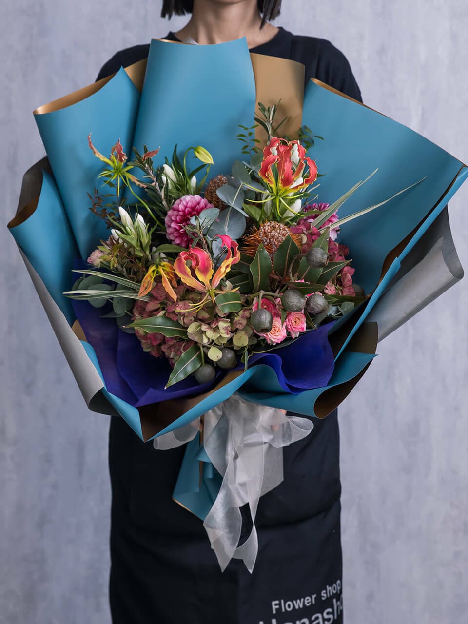 豪華季節のお任せ花束 商品画像 4