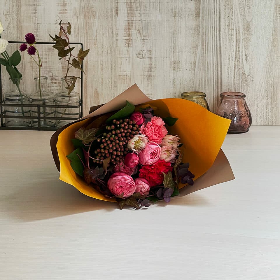 季節のお任せ花束 商品画像 1