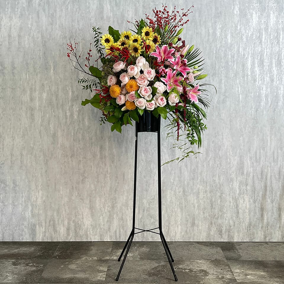 季節のお任せスタンド花 商品画像 1