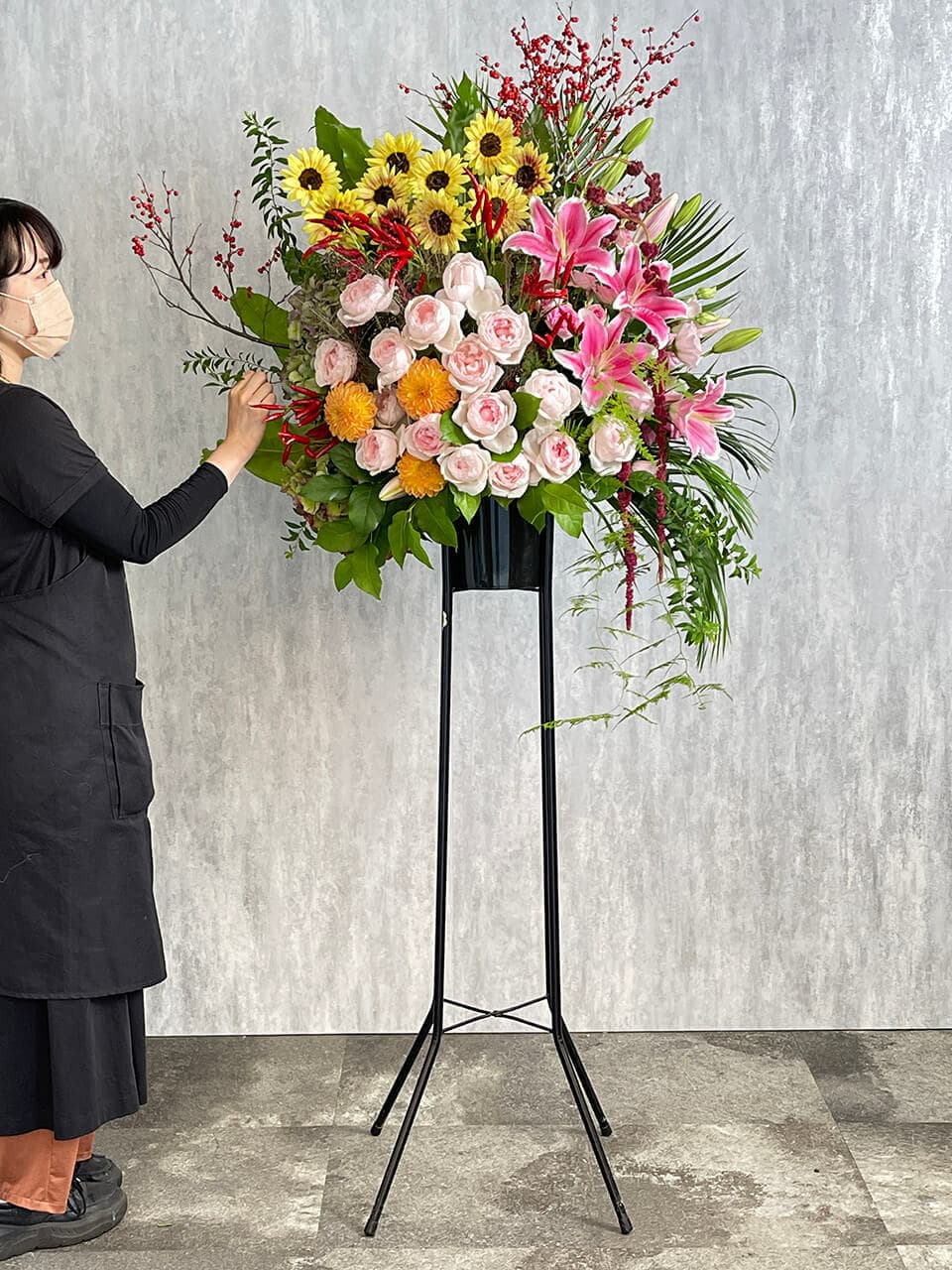 季節のお任せスタンド花 商品画像 3