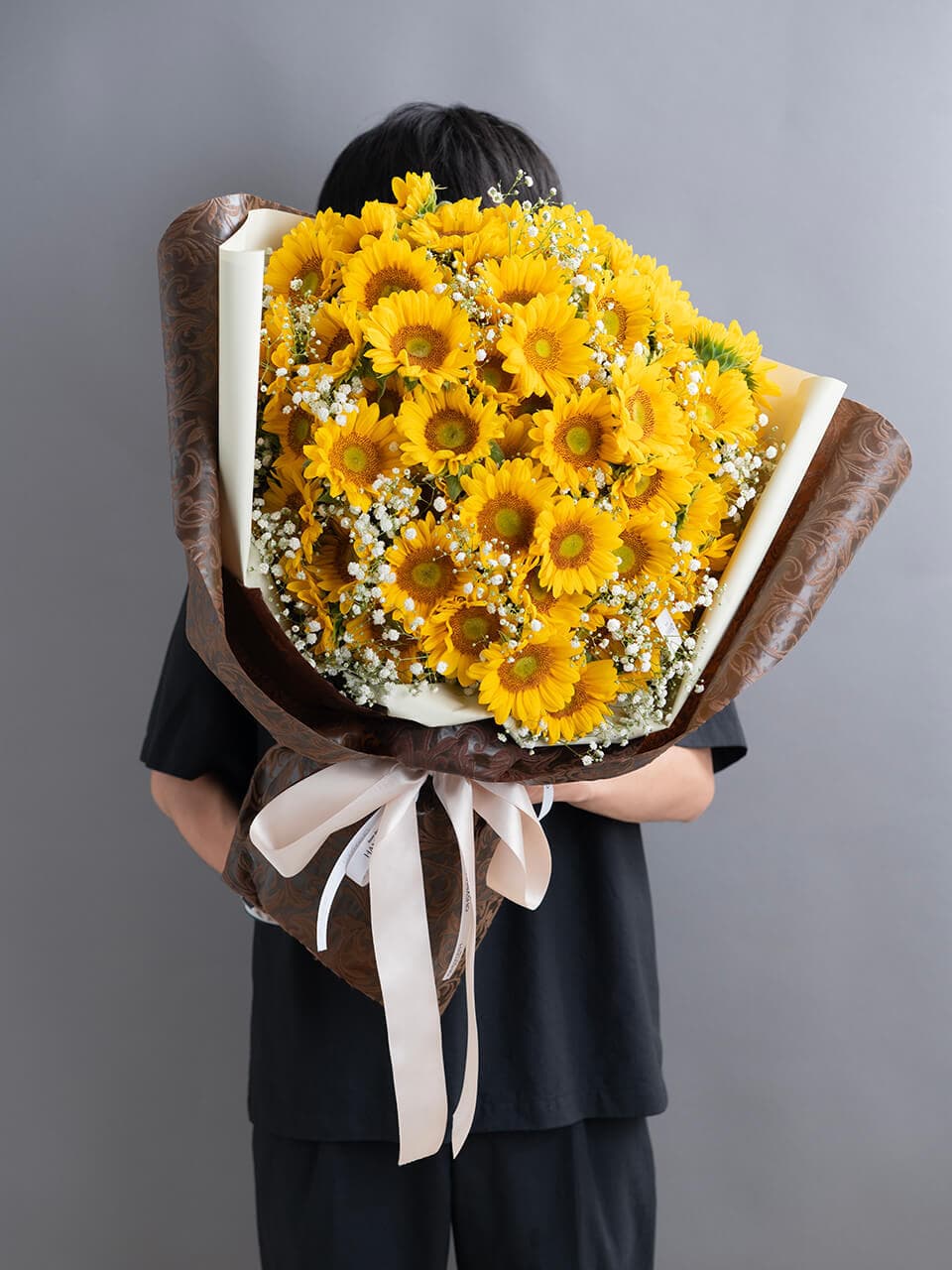 ひまわり108本とかすみ草の花束 商品画像 4