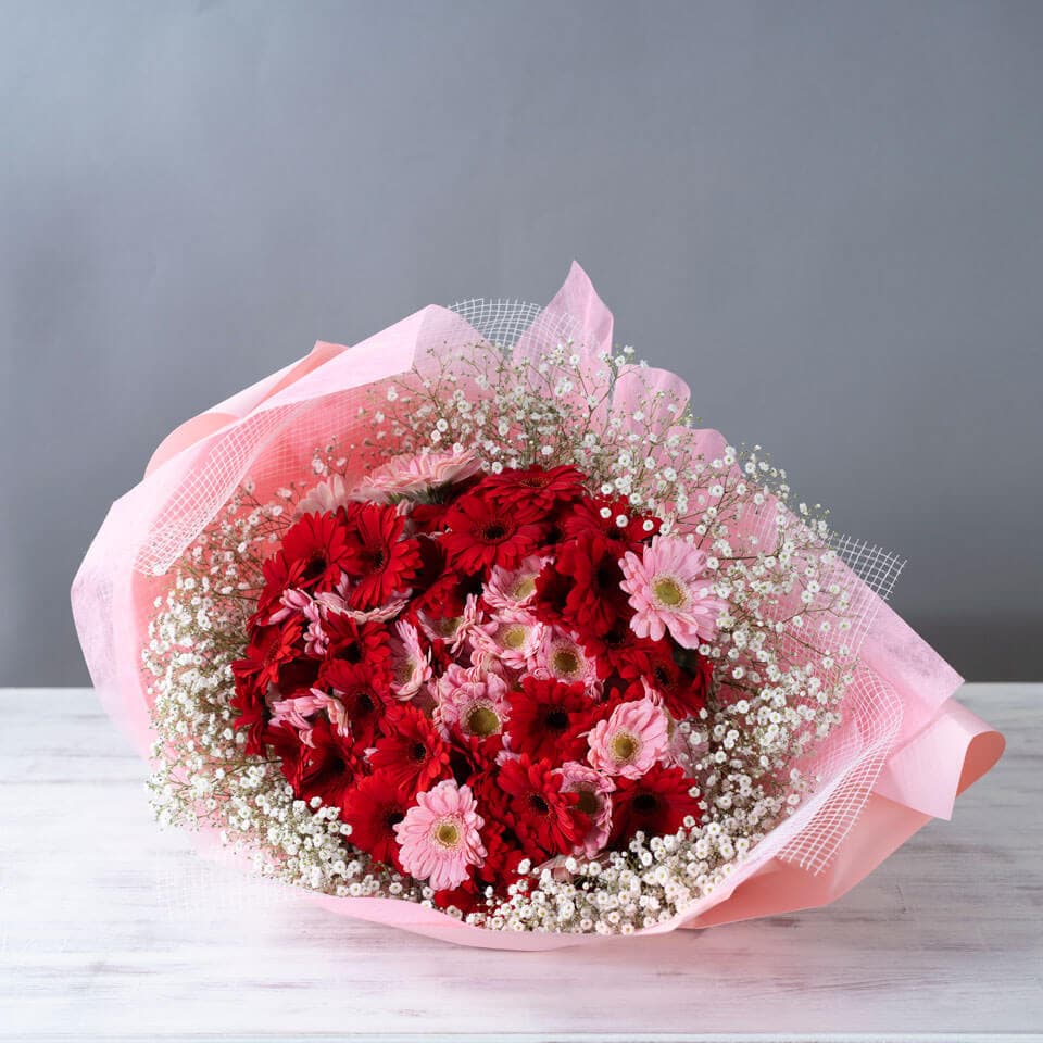 ガーベラ100本の花束(かすみ草入り) 商品画像 3