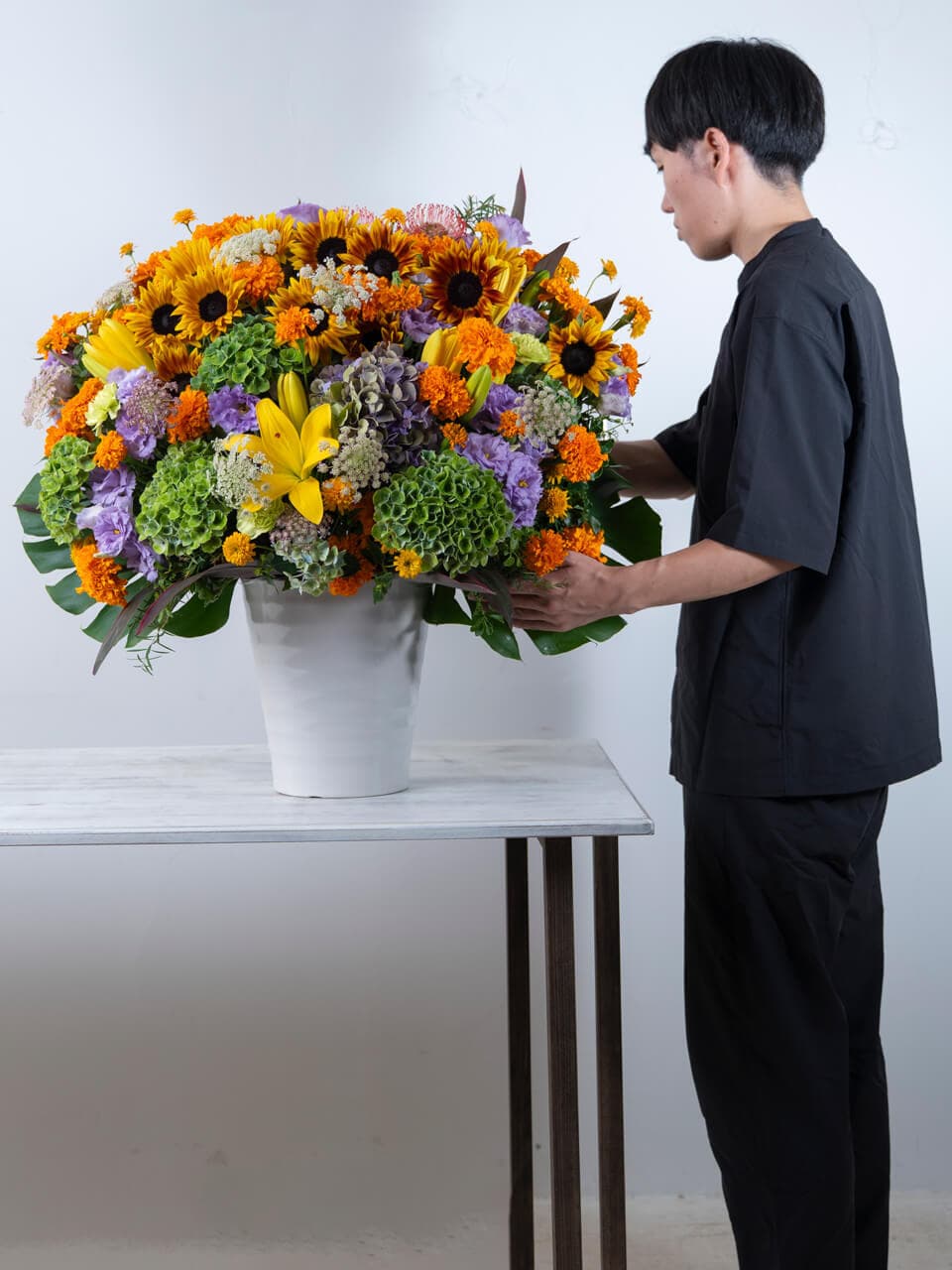 陽だまり色で季節のお花 特大 アレンジメント 商品画像 5