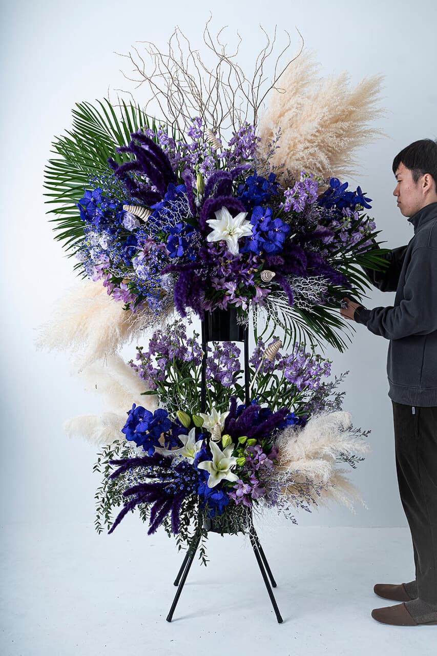 豪華紫系スタンド花 2段 商品画像 3