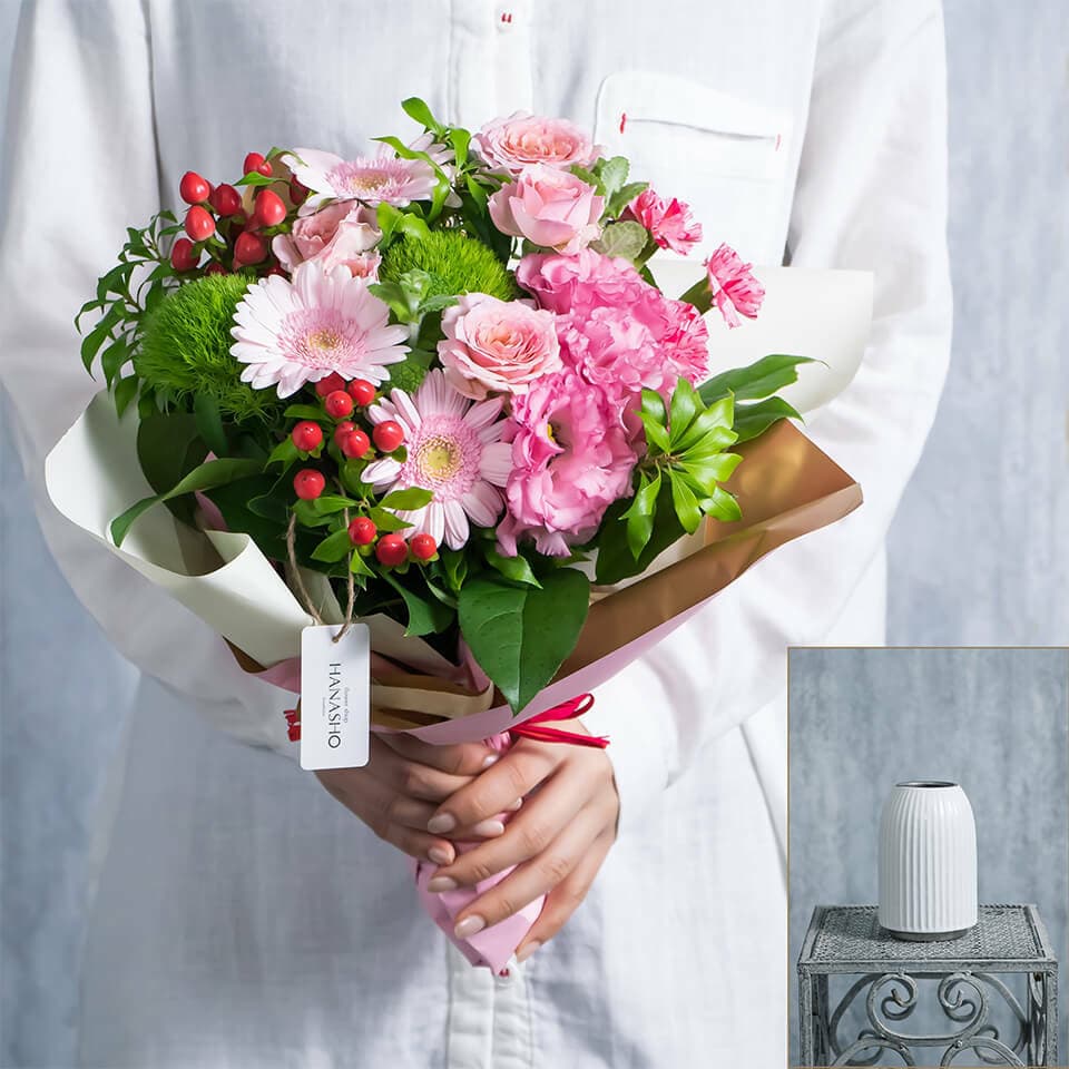 ピンク系でデザイナーにおまかせセット(花束と花びんのセット) 商品画像 1