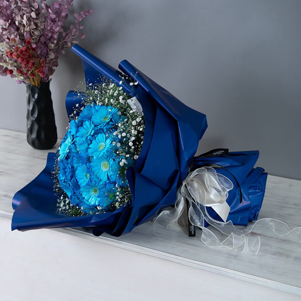 青ガーベラ100本の花束(かすみ草入り) 商品画像 3